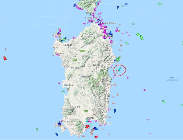 Situation de l'Aquarius jeudi après-midi au large de la Sardaigne