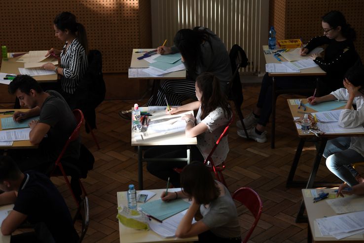 Comme chaque année, la philo est la première épreuve écrite pour les candidats au bac général (53% des postulants) et technologiques (21%).