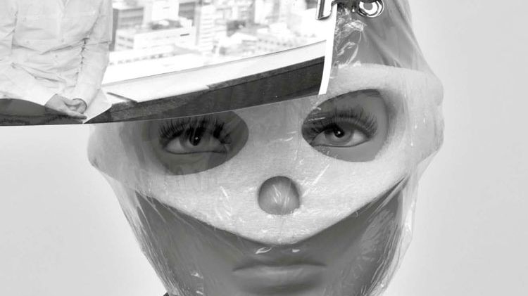 Initiales/La Revue : Isa Genzken