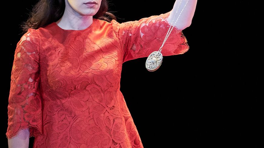 Ruzan Mantashyan (Xenia)