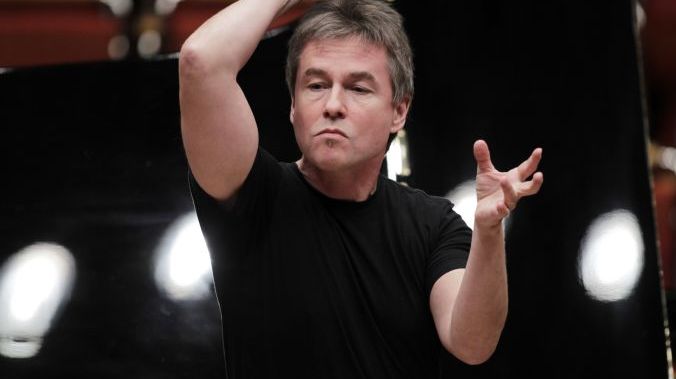 Salonen, Esa-Pekka - Conductor, Composer, Finland - performing in Cologne, Germany, Philharmonie