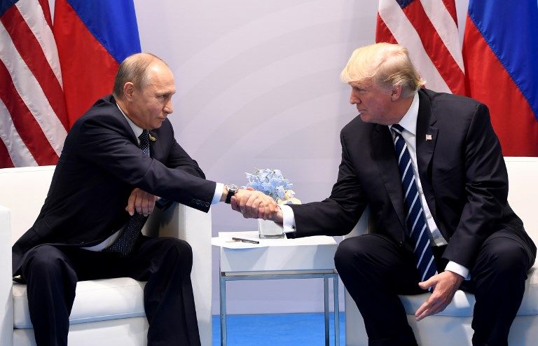 Vladimir Poutine et Donald Trump durant le sommet du G20 à Hambourg le 7 juillet 2017