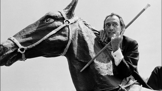 Salvador Dali à la Foire du Trône, 1965 ©Getty - Jacques PRAYER / Contributeur