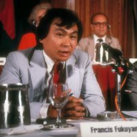 Francis Fukuyama, membre de la délégation d'historiens américains débattant contre la délégation russe sur la responsabilité du déclenchement de la guerre froide
