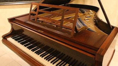 Le piano Blüthner de Leipzig a été acheté en 1904 par Debussy