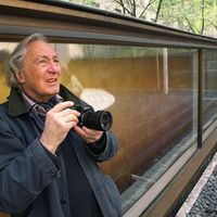 William Klein le 15 avril 2002 à la Maison Européenne de la Photographie à Paris.