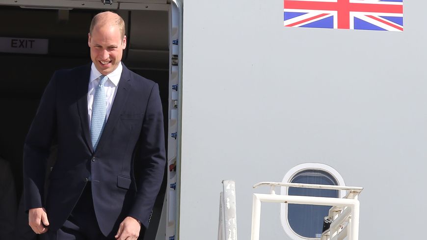 Les services du Prince William ont insisté sur le caractère apolitique de sa visite, la première officielle d'un membre de la famille royale à la fois en Israël et dans les Territoires palestiniens.