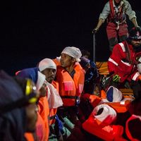 Des réfugiés à bord de l'Aquarius