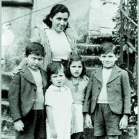 La famille Muller quelques mois avant leur déportation lors de la rafle du Vel' d'Hiv'