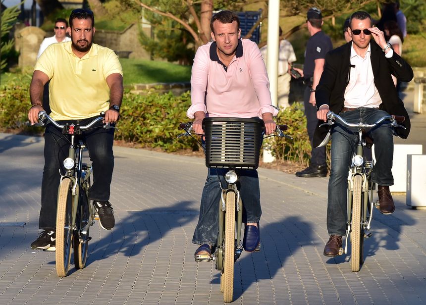 Emmanuel Macron et Alexandre Benalla au Touquet en juin 2017