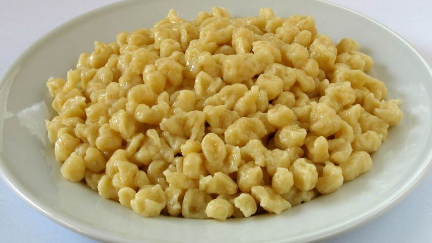 un plat de knepfle
