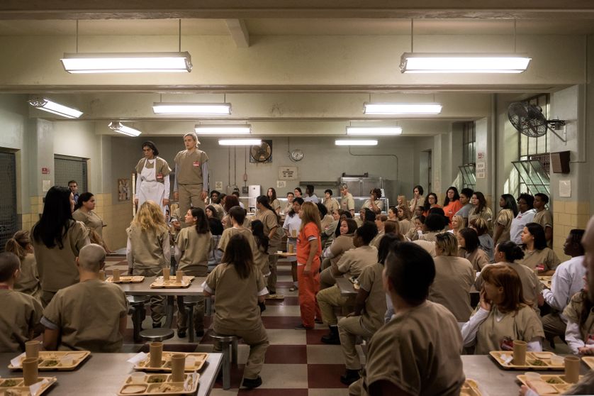 "Orange Is The New Black", saison 4, avec Taylor Schilling, Laura Prepon, Natasha Lyonne, Yael Stone, Uzo Aduba, Jolene Purdy, Kimiko Glenn, Lea DeLaria, Laverne Cox, Blair Brown, Laura Gómez