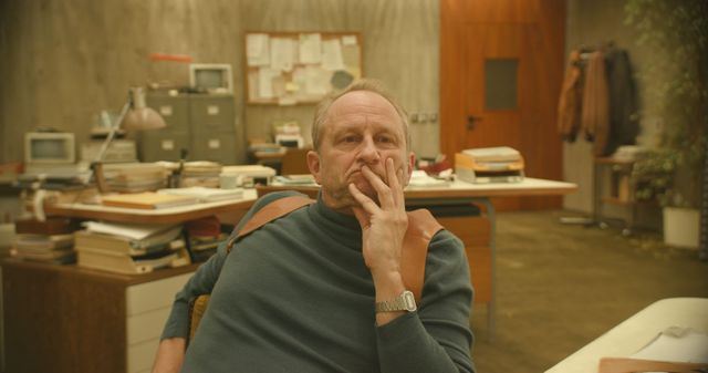 Benoît Poelvoorde, formidable commissaire dans le nouveau film de Quentin Dupieux