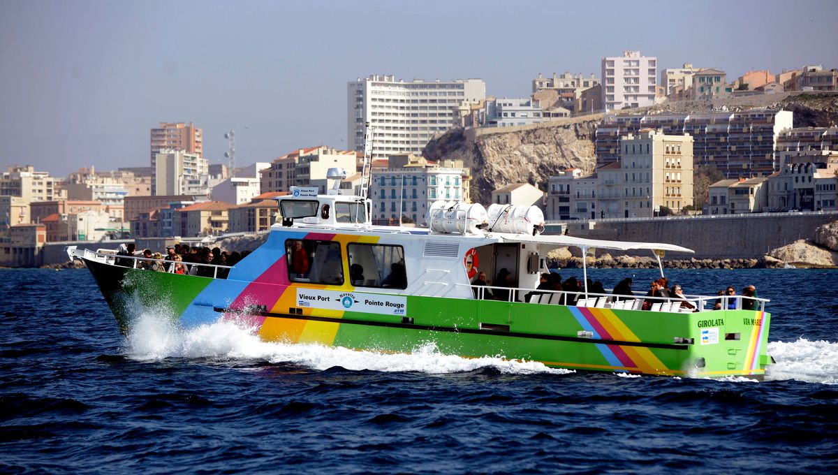 Davantage De Bus Cet Ete Pour Se Rendre A La Plage A Marseille Autour De L Etang De Berre Et Cassis