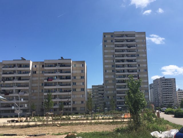 Les travaux de rénovation urbaine réalisés ces dernières années dans le quartier ont changé la physionomie de certains secteurs, mais laissent une impression de "chantier" déplorent les riverains.