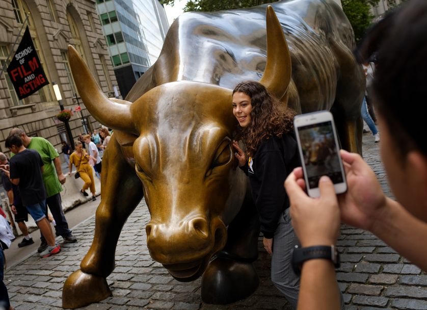 Le taureau de Wall Street se trouve non loin de la bourse de New York dans le sud de Manhattan... mais le vrai centre névralgique de la finance New Yorkaise c'est plutôt Park Avenue...