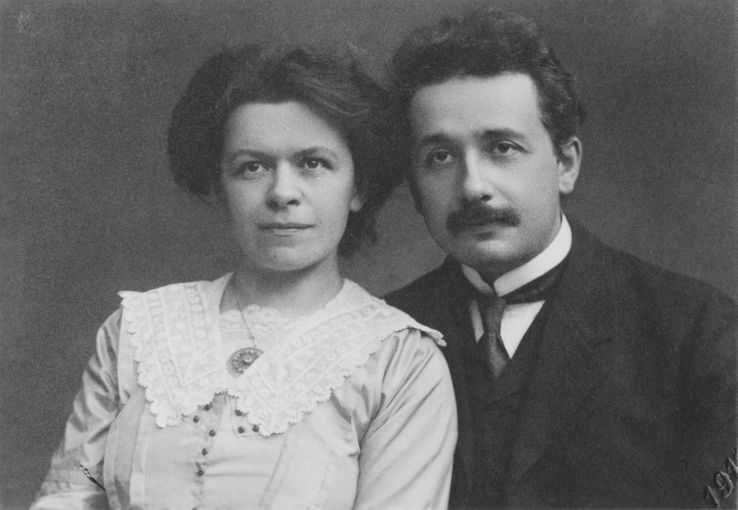 Mileva Maric et Albert Einstein.