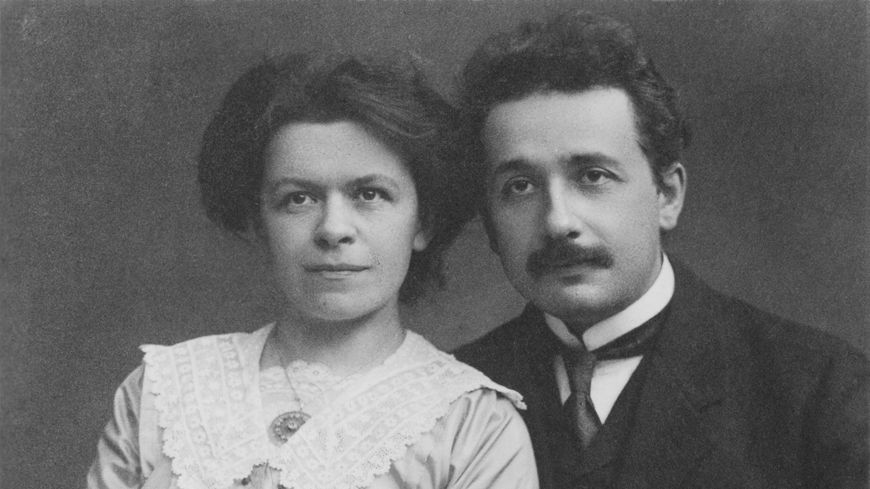 Mileva Maric et Albert Einstein.