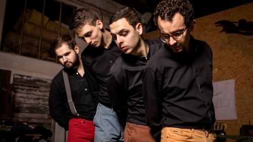 Les Compères