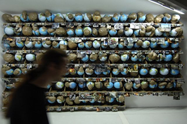 L'oeuvre fait partie de la collection du Centre Pompidou
