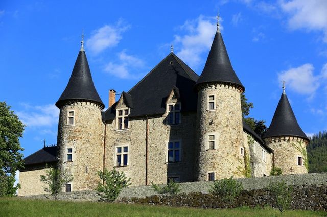 Le château de Picomtal dans les Hautes-Alpes