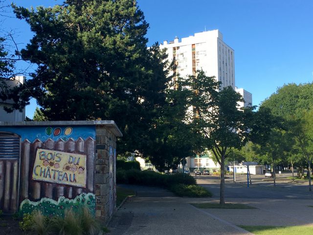 Le Bois-du-Château témoigne d'un véritable dynamisme associatif. De nombreuses activités et liens sociaux se tissent autour de la maison de quartier