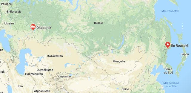 Avec une zone tournée vers l'Europe et l'autre vers l'Asie, la Russie espère également attirer, à terme, des investisseurs étrangers.