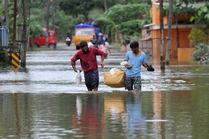 Les inondations dans l'Etat du kerala dans le sud-ouest de l'Inde sont responsables du déplacement d'un million de personnes Les inondations dans l'Etat du kerala dans le sud-ouest de l'Inde sont responsables du déplacement d'un million de personnes