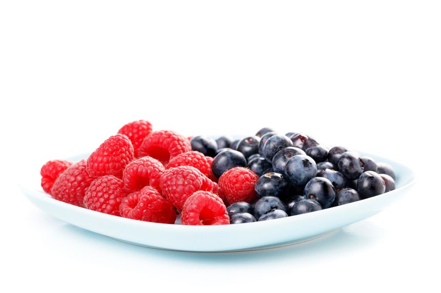 Framboises et myrtilles