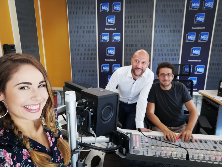 Mylène Debord dans les studios de France Bleu Alsace