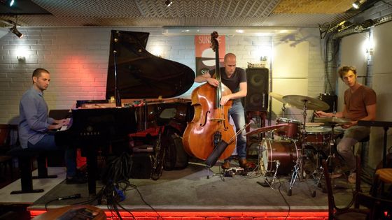 Jérémy Hababou, Chris Jennings, Arthur Alard au Sunside à Pairs le 29 août 2018 - Philippe Marchin