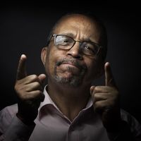 Portrait de l'écrivain algérien Yasmina Khadra. En cette rentrée littéraire 2018 il publie "Khalil", aux éditions Casbah.