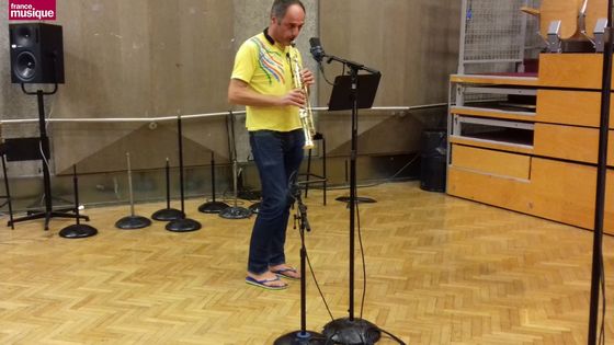 Jan Rwezski au studio 107 ©Radio France - Bruno Riou Maillard
