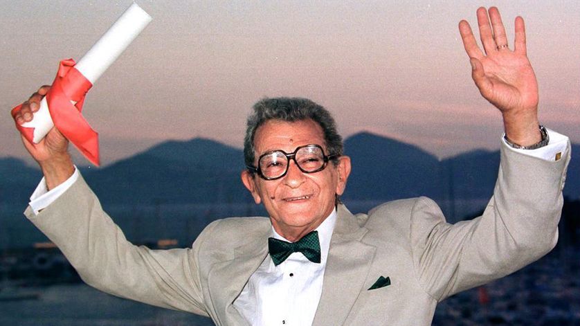 Youssef Chahine le 18 mai 1997 a reçu le prix du cinquantième anniversaire du Festival de Cannes pour son film "Le Destin".