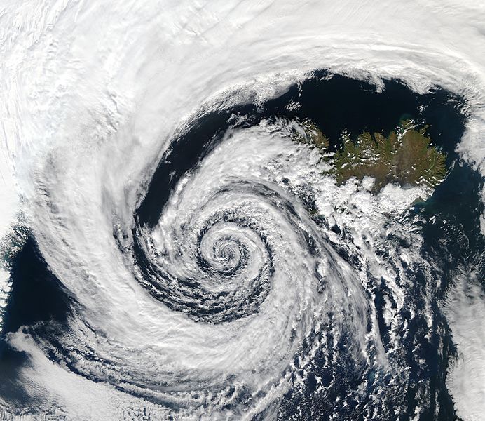 "Le système atmosphérique est chaotique. Il y a un côté aléatoire et imprévisible dans son évolution. Exemple typique avec la difficulté de la prévision d'un orage". Alain Dabas