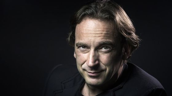 François Busnel, journaliste et critique littéraire. Il est l'animateur et le producteur de l'émission "La Grande Librairie" depuis 2008 (tous les mercredi à 20h55 sur France 5) ©AFP - Joel Saget