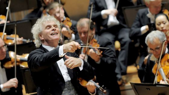 Les 9 symphonies de Beethoven par le Berliner Philharmoniker sous la direction de Sir Simon Rattle, nouvelle parution de la rentrée 2018/19 (BPHR, coffret 5 CD) - photo by Monika Rittershaus / Berlin Phil Media