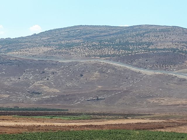 Le mur construit par les Turques sur la frontière avec la Syrie.