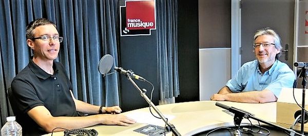 France Musique, studio 131... Le compositeur Yves Chauris & Arnaud Merlin qui produit l'émission (g. à d.)