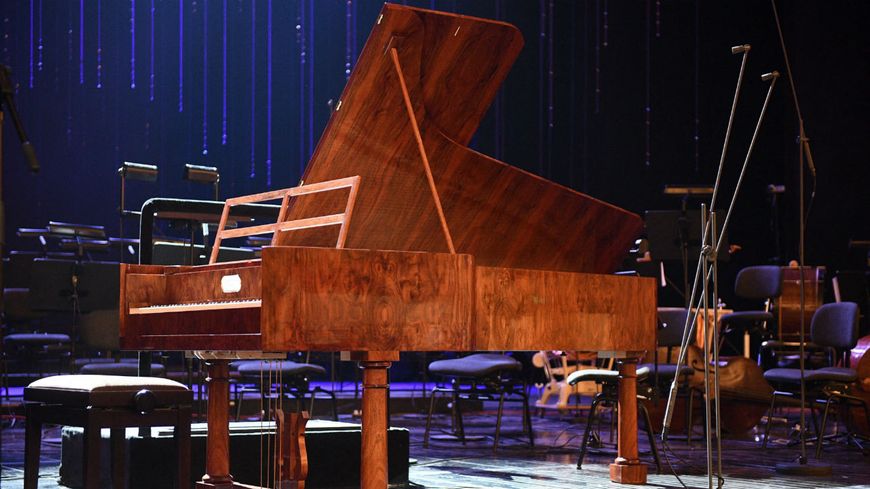 Présentation à Varsovie d'un piano restauré ayant appartenu à Chopin