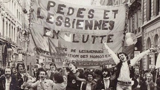 Manifestation du Front Homosexuel d'Action Révolutionnaire (FHAR), Paris, mai 1971