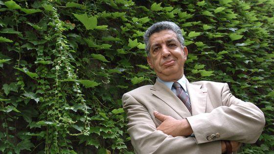 Antoine Sfeir en août 2004 à Paris ©AFP - STEPHANE DE SAKUTIN