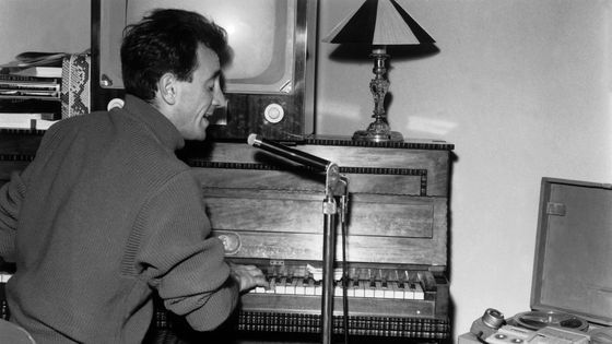 Charles Aznavour en 1956 ©Getty - Keystone France / Gamma-Keystone