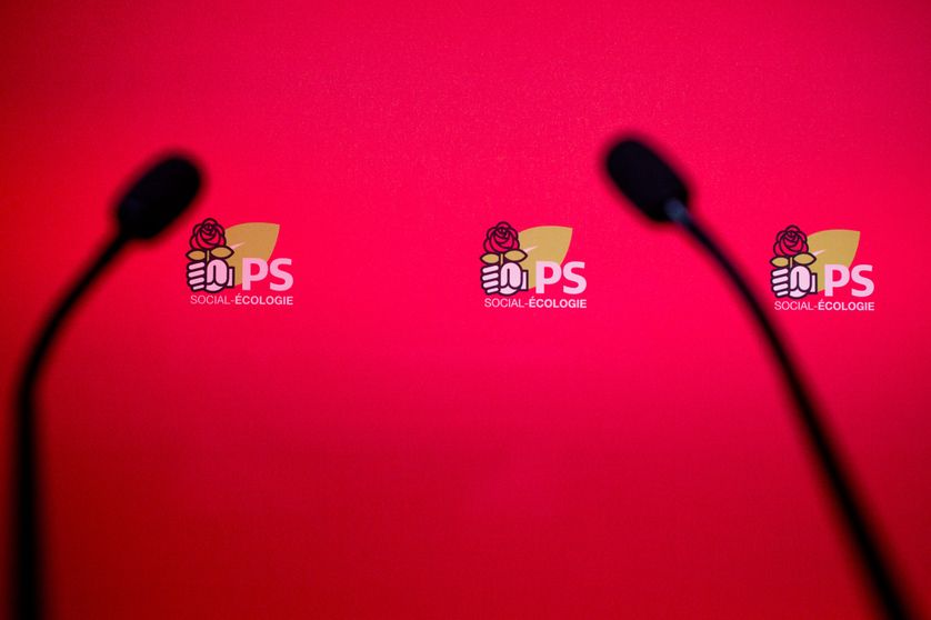 Fédérations locales et siège central à la diète, licenciements dans la douleur, vente de Solférino... Enquête sur les coulisses du naufrage du Parti socialiste.