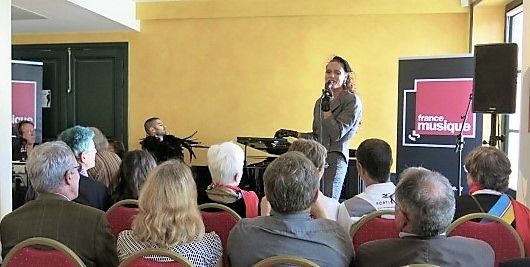 France Musique est au musée de Montmartre... Avec les artistes du Cabaret Madame Arthur : Morian et Charly Voodoo