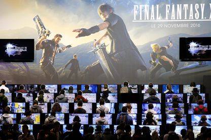 Grande compétition de gaming pour "Final Fantasy XV" à la Paris Games Week, le 28 octobre 2016 (Porte de Versailles, Paris) Grande compétition de gaming pour "Final Fantasy XV" à la Paris Games Week, le 28 octobre 2016 (Porte de Versailles, Paris)