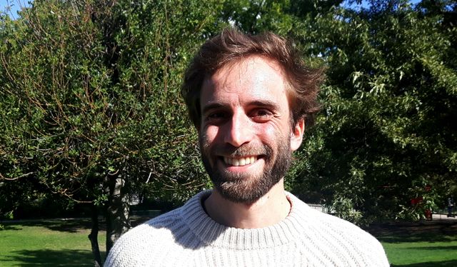 Romain Balmary crée des potagers de salon et de bureau