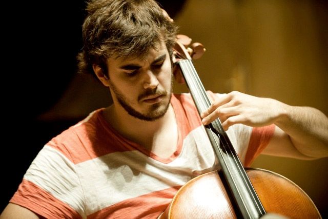 Louis Rodde violoncelliste à l'honneur dimanche à Châteauneuf de Gadagne.