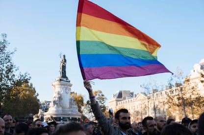 Manifestation place de la République en soutien aux victimes de l'homophobie Manifestation place de la République en soutien aux victimes de l'homophobie