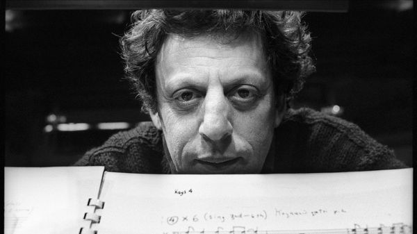1992, Philip Glass présente à New-York son Quatuor n° 5